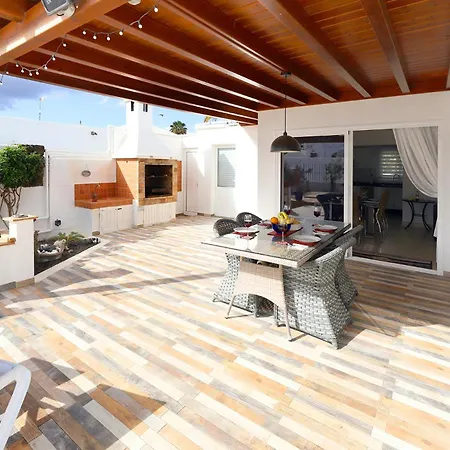 Casa De Suenos * Puerto del Carmen (Lanzarote)